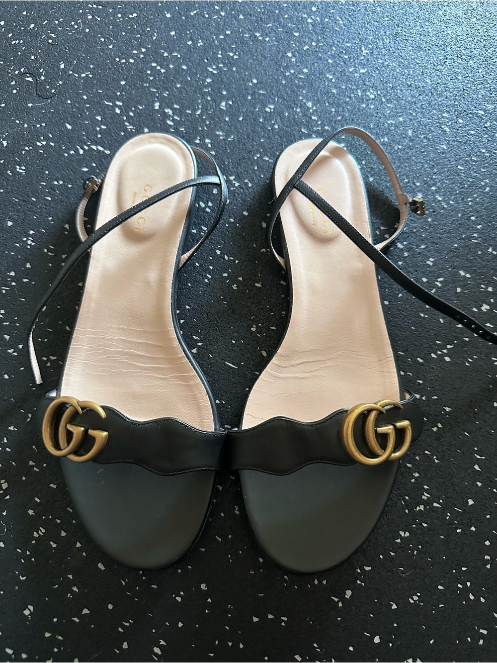 Gucci Marmont Black Leather GG Logo Ankle-Strap Sandals size 39.5